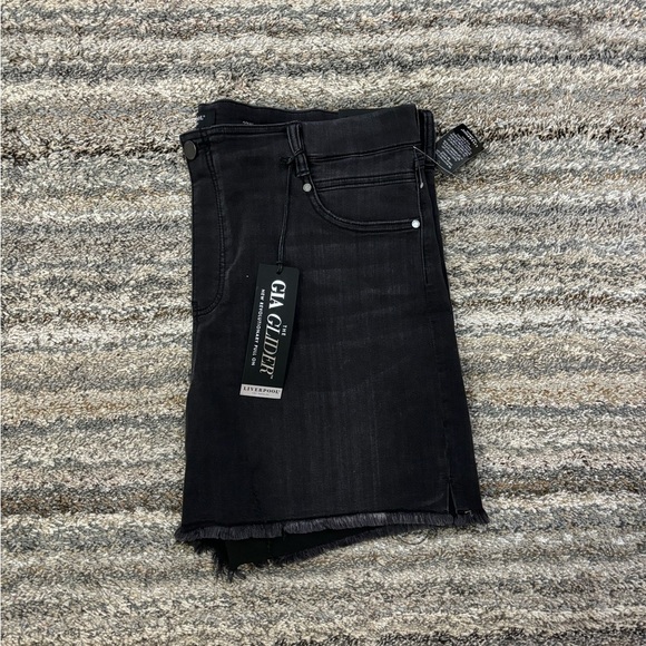 Liverpool Gia Glider Pull-On Shorts Sz 22W NWT | Liverpool Women Mini Shorts NWT - Picture 13 of 15